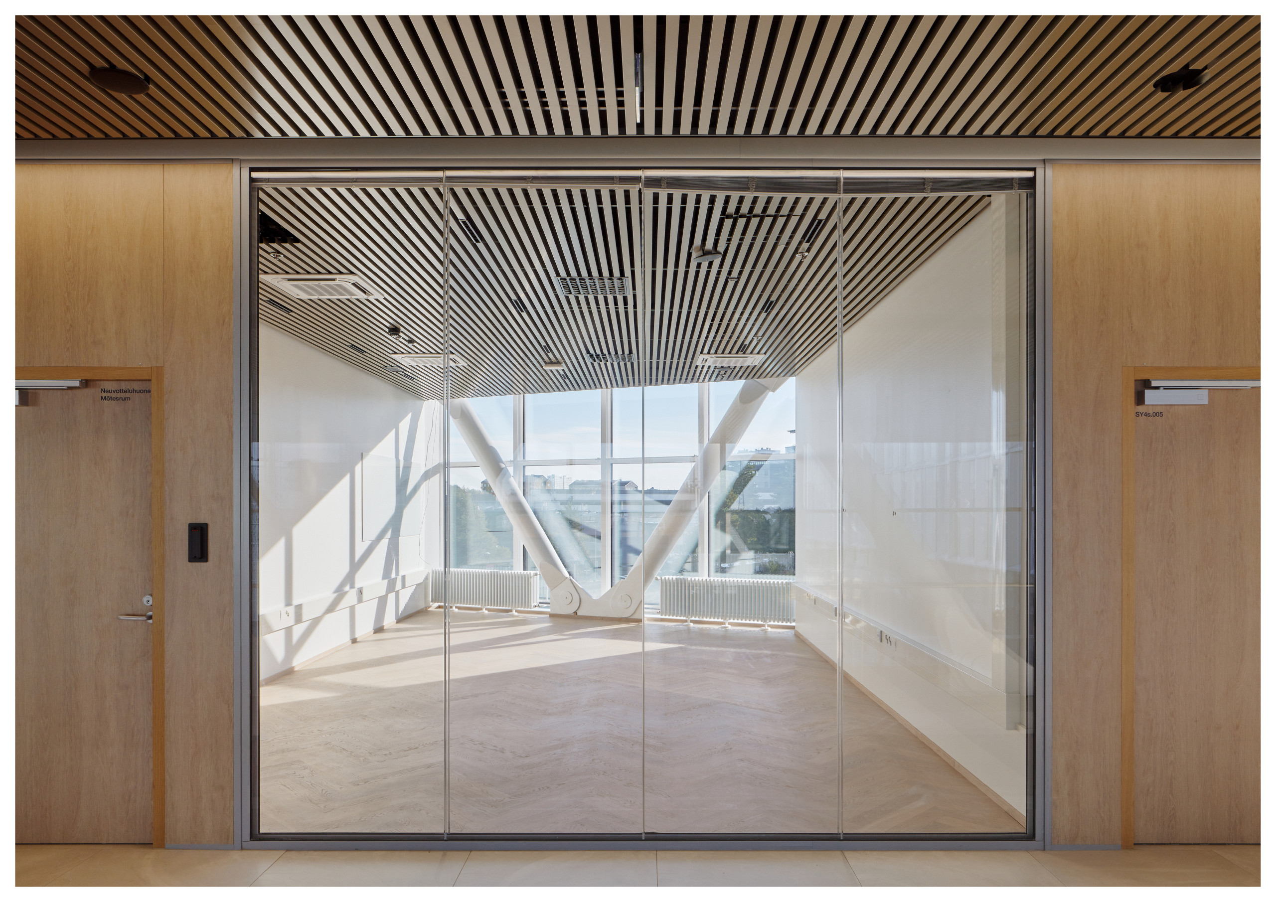 Finland, Helsinki, hospital, cancer, brunet saunier architecture, brunet saunier & associés, aw2, healthcare, hospital architecture